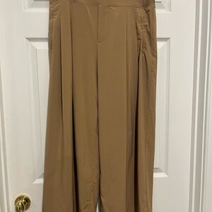 Athleta women’s wide leg  Khaki